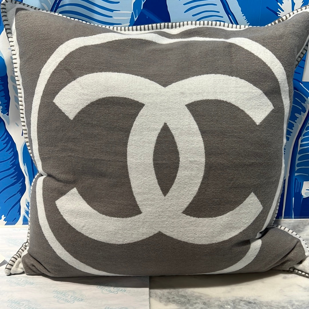 CC Pillow, Grey