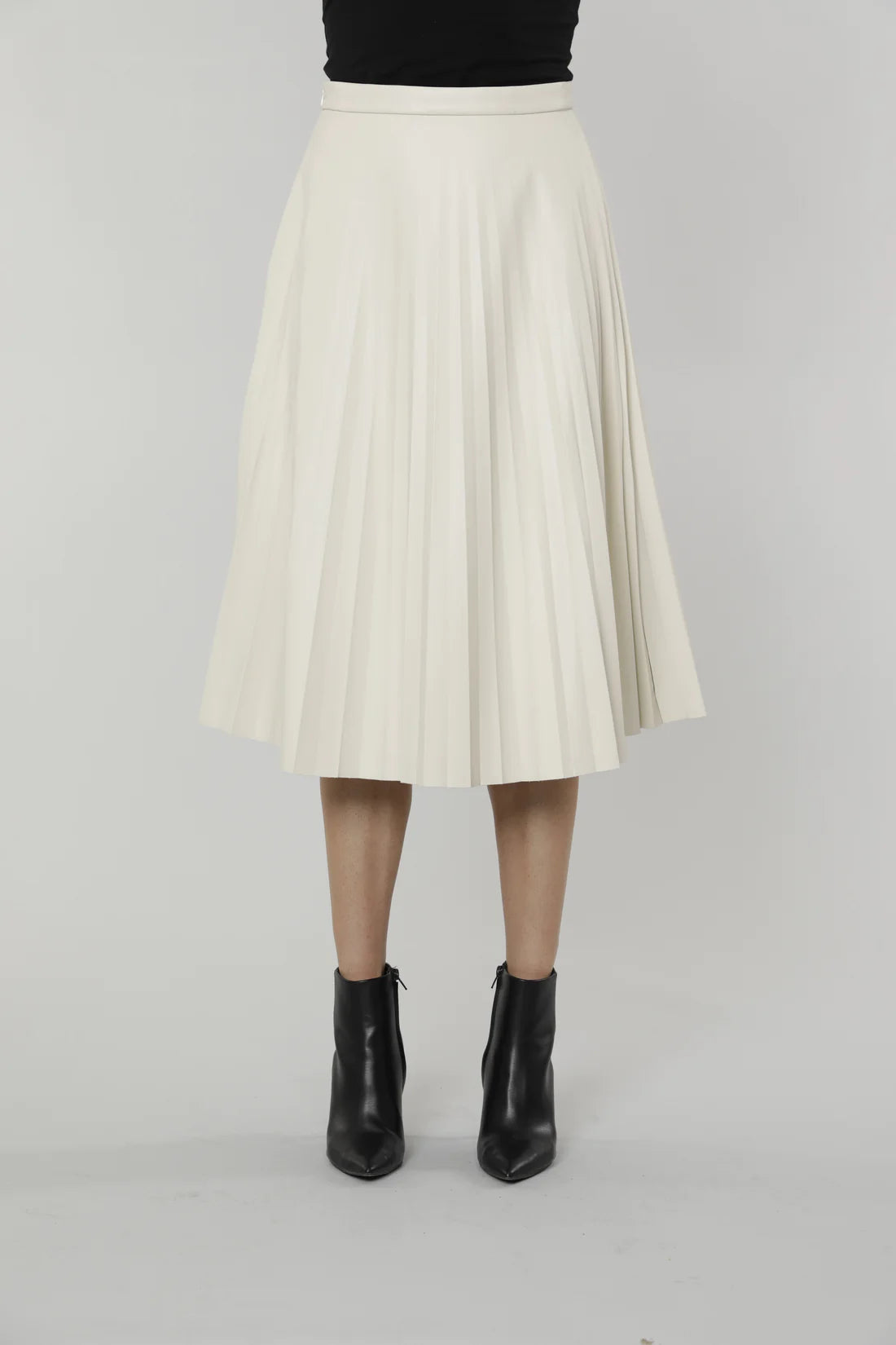 Vegan Leather Pleated Skirt- Beige