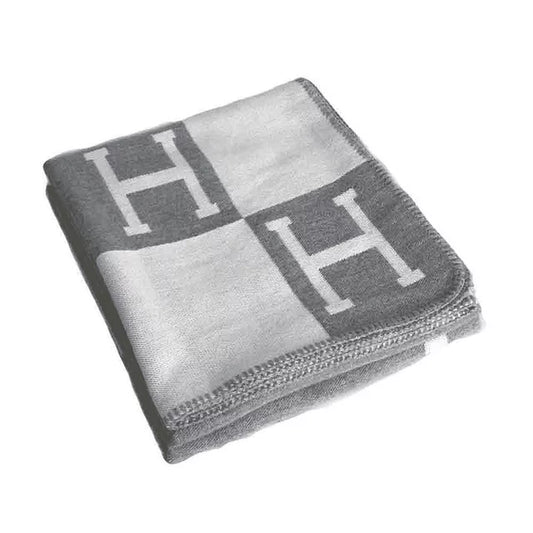 H Wool Throw, Grey