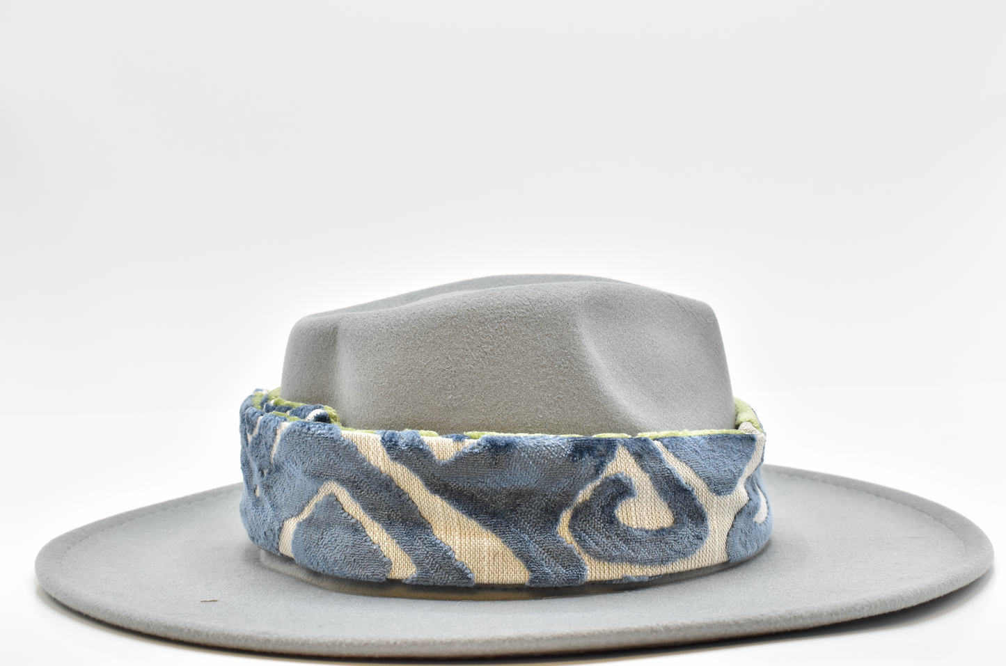 Kara Vegan Wool Grey Hat with Reversible Band